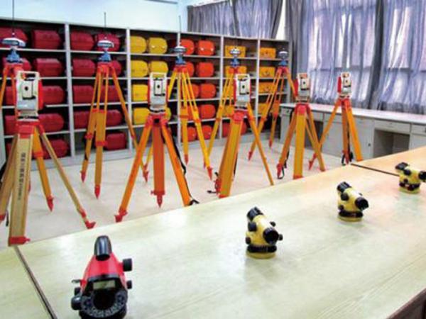 贵州铝业技师学院建筑实训室